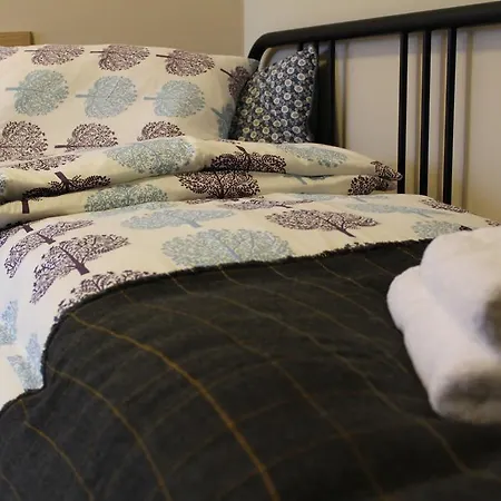 3-studio Apartment *