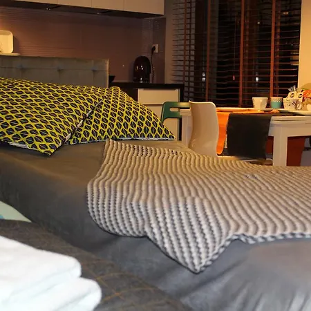 アパート 3-studio *